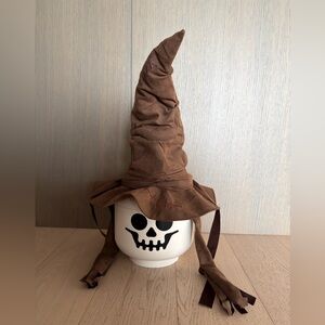 LEGO Large Skeleton Storage Head & Harry Potter Animated Sorting Hat